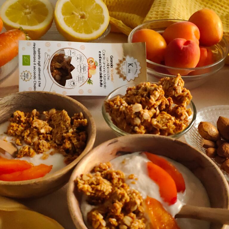 Granola artigianale Kama – senza zuccheri aggiunti, biologica, vegan e low carb – perfetta per la colazione